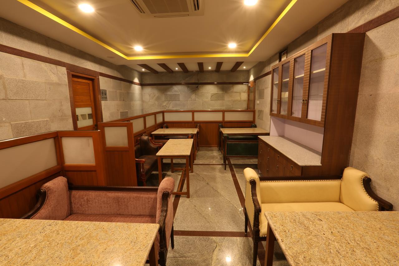 Kyriad Prestige Mayapuri Amira by OTHPL Kumbakonam Bagian luar foto